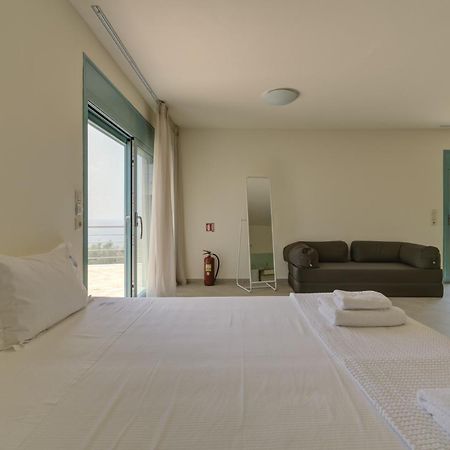 Ouzo Panoramic Houses 2, With Private Pool Plomari エクステリア 写真