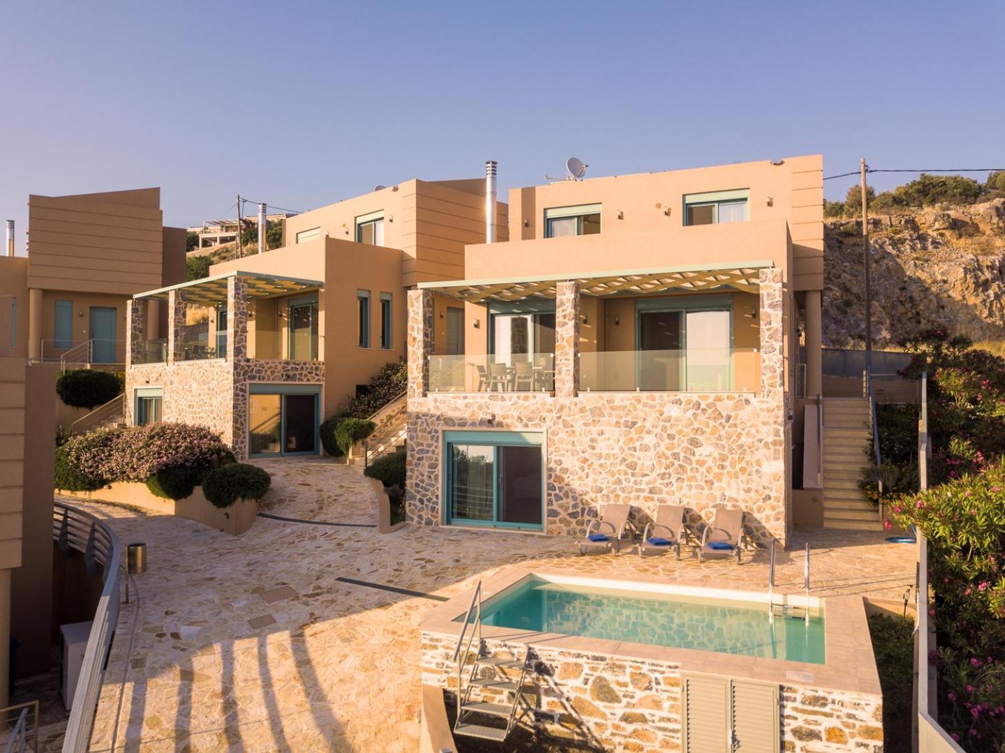 Ouzo Panoramic Houses 2, With Private Pool Plomari エクステリア 写真